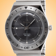 Timex Q Timex Vintage Hodinkee Special Edition Stainless Steel Watch TW2V66400ZV